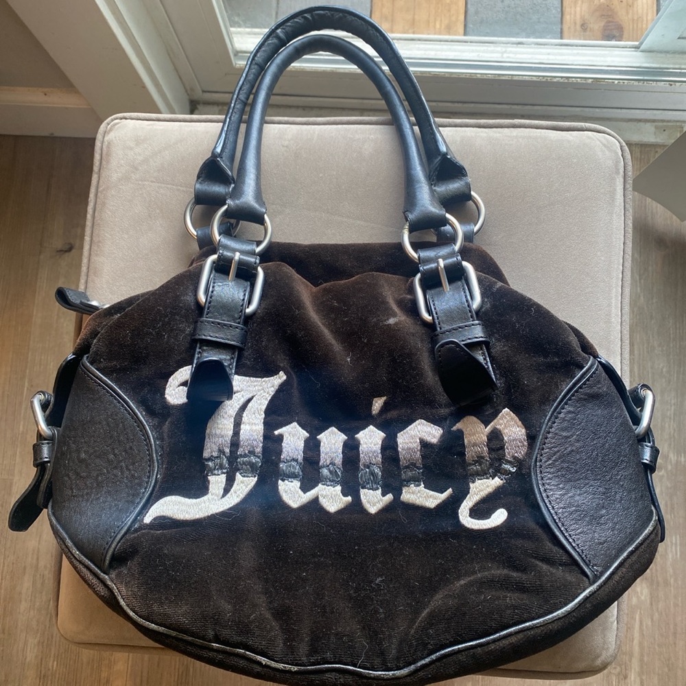Super cute Juicy Couture Purse!!